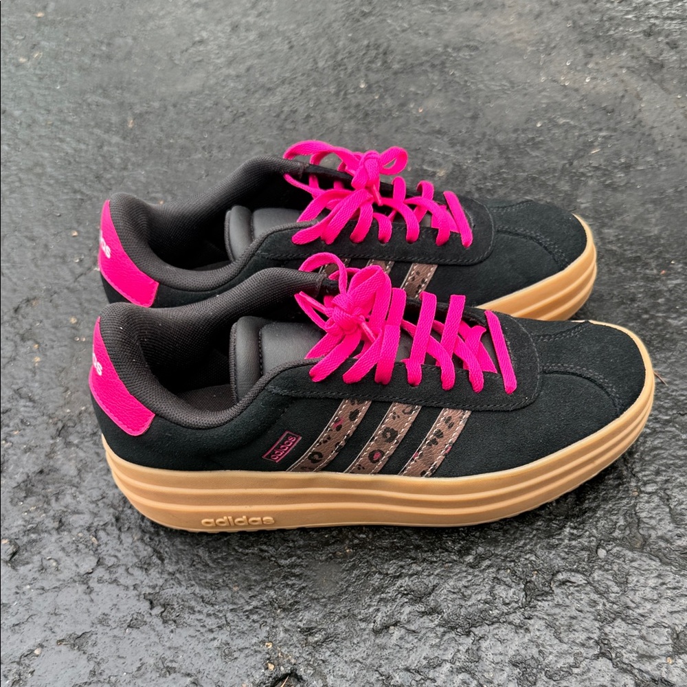 Adidas Women's Black Sneakers with Pink Highlights and Tan Sole Court Bold